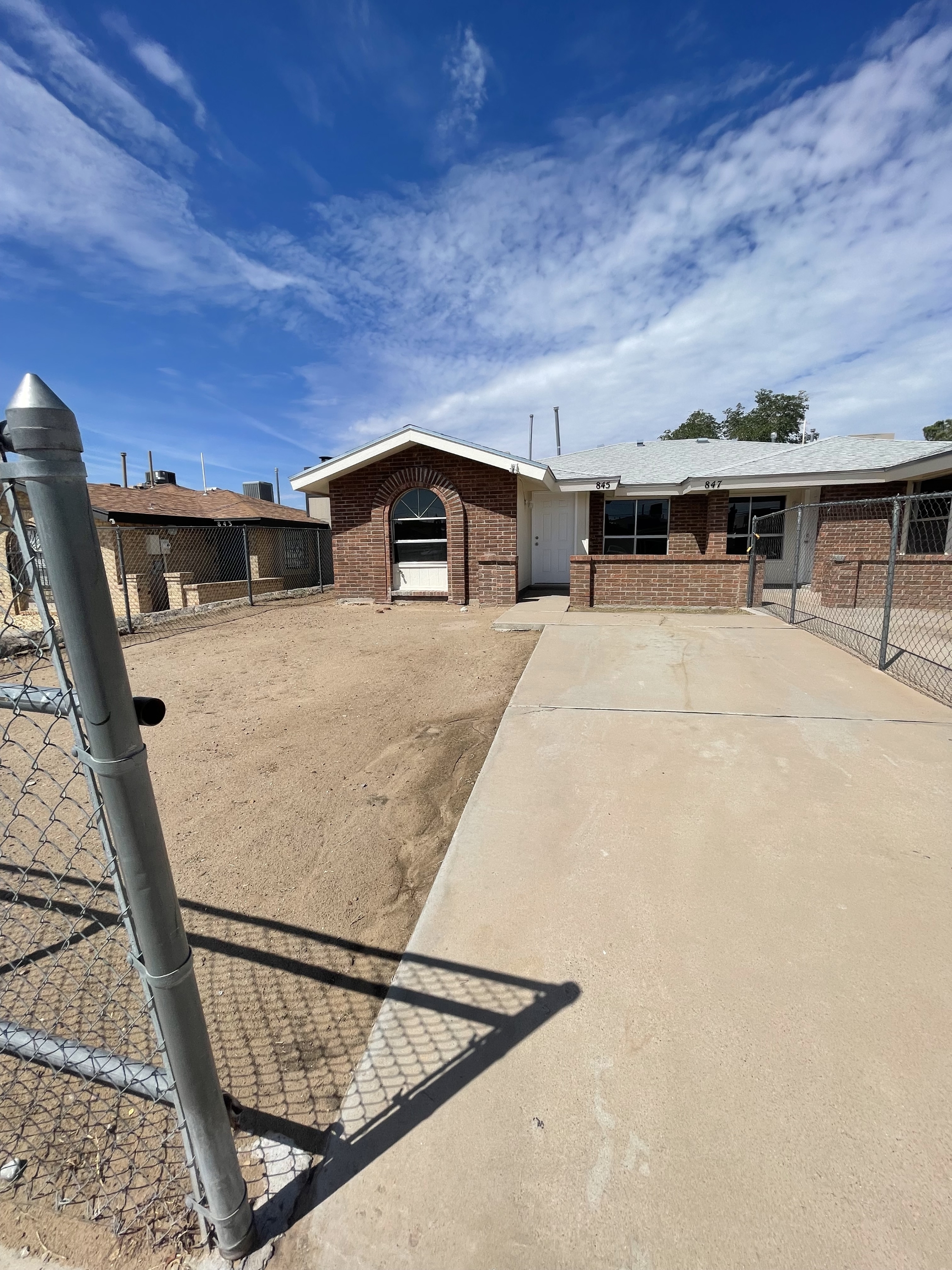 845 Montera Road